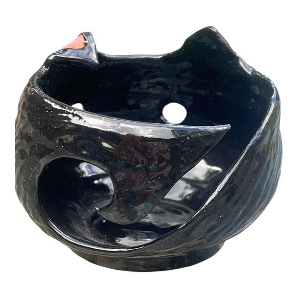 Black Cat Pottery Yarn Bowl/Tea Light or Candle Holder - Picture 6 of 16